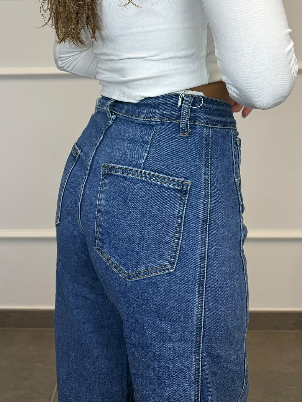PANTALÓN BALLOOM COSTURAS MARCADAS